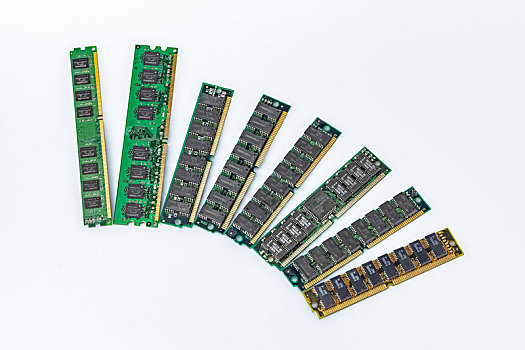 为什么主板无法正常启动，也没有报警声出现